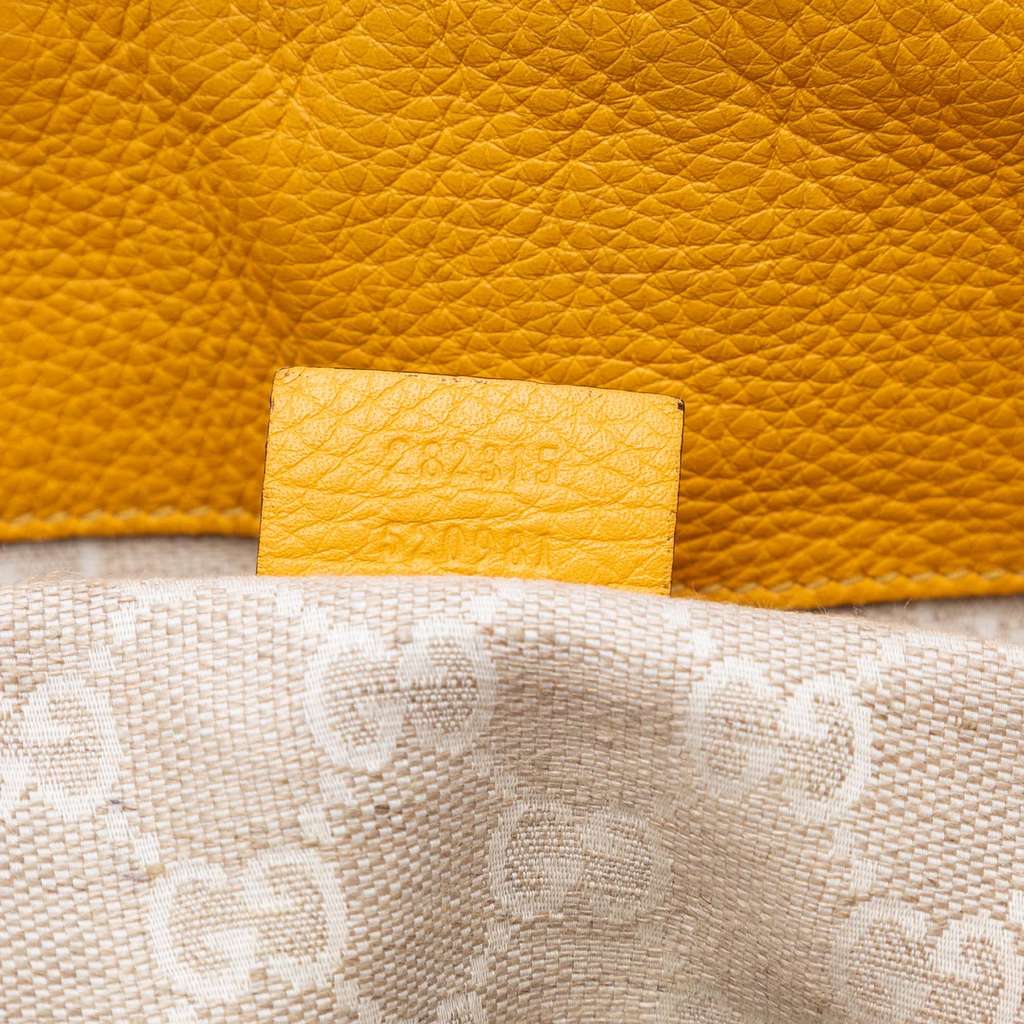 Gucci Calfskin Bamboo Diana Satchel Yellow Leather Very good condition - Box View