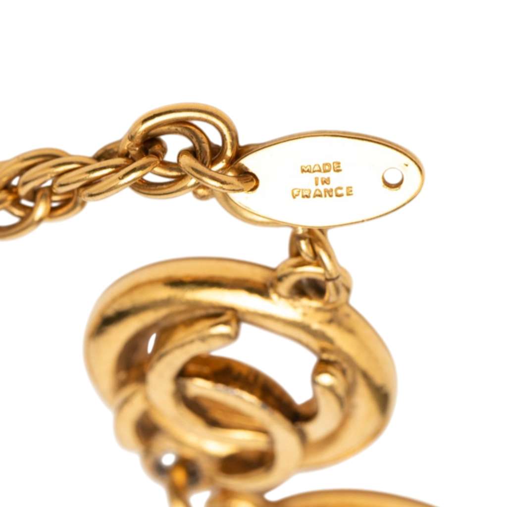 Chanel Gold Plated CC Logo Motif Chain Bracelet Gold Metal Very good condition - Box View