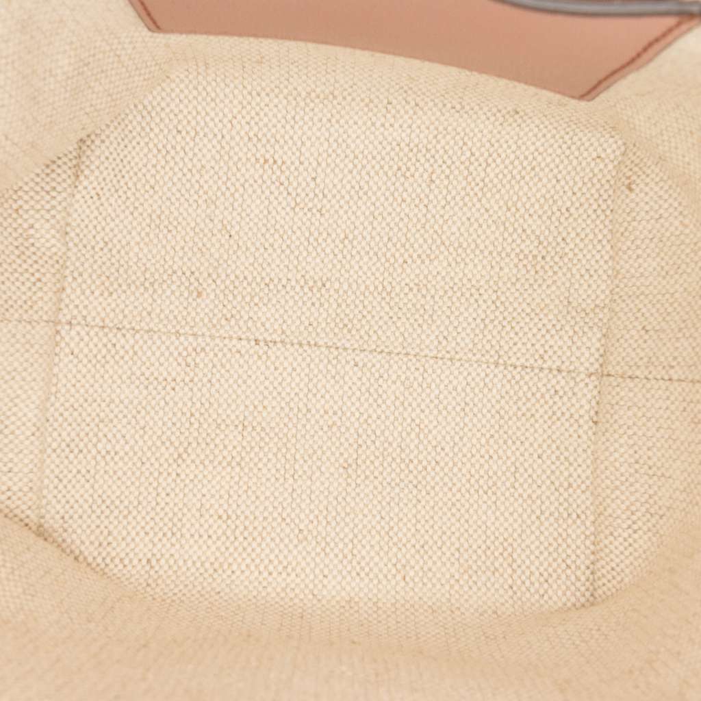 Chloé Mini Buffalo Leather Horse Medal Bucket Bag Pink Leather Never worn - Model View