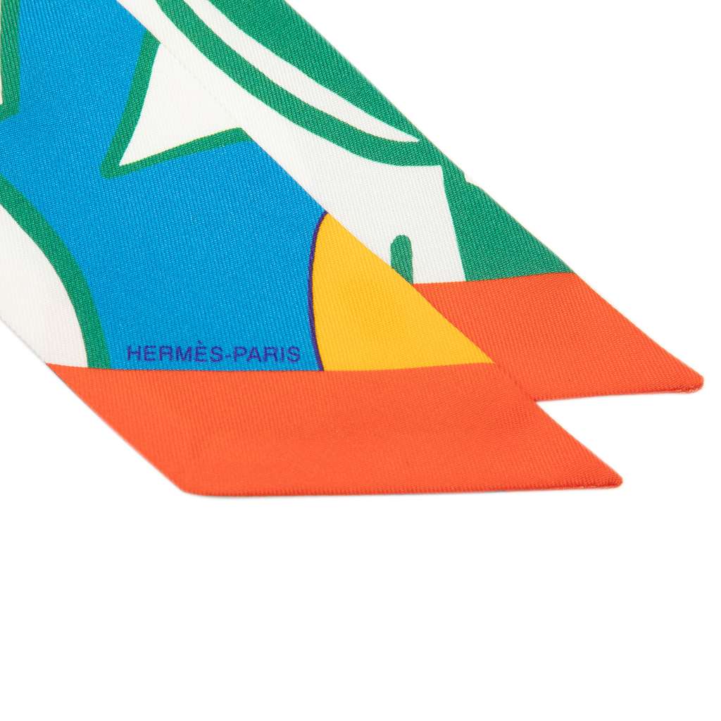 Hermès Graffiti Silk Twilly Scarf Blue Silk Very good condition - Model View