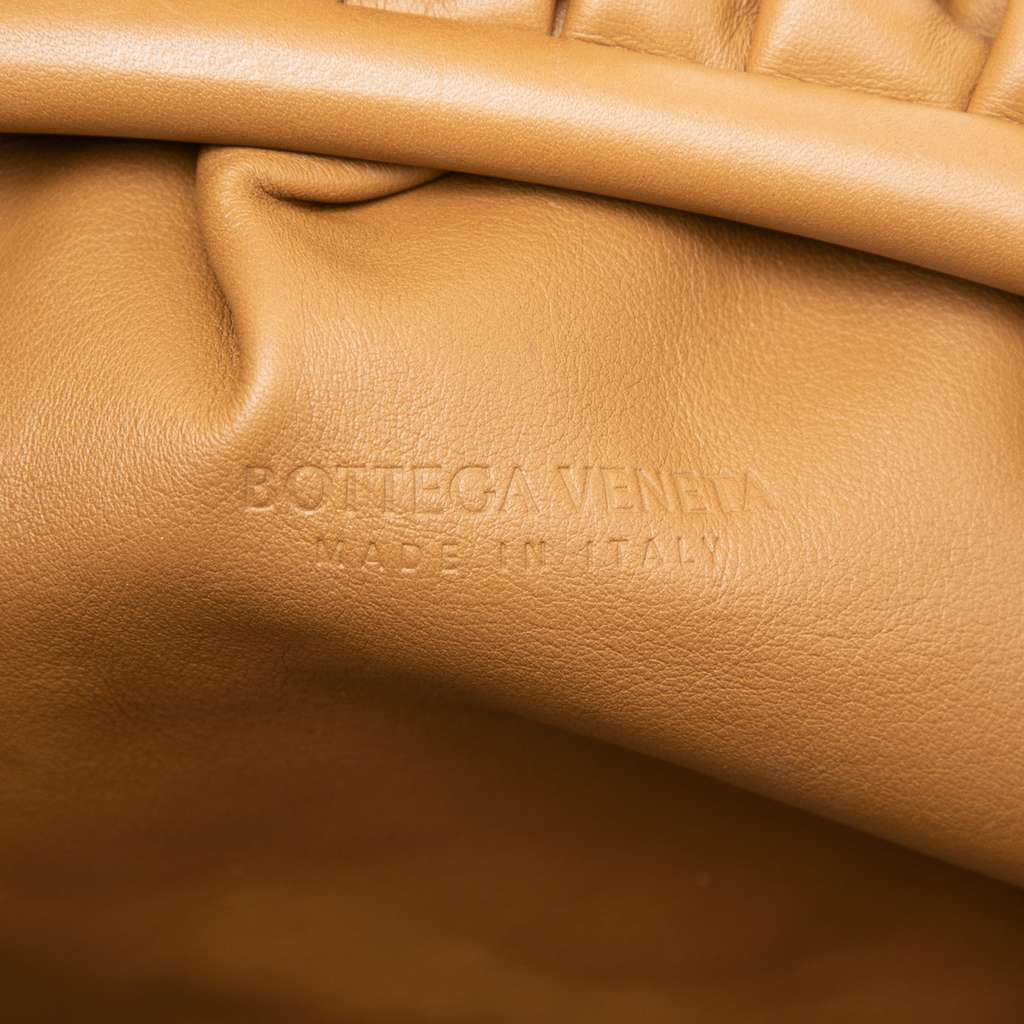 Bottega Veneta Lambskin The Pouch Brown Leather Very good condition - Box View