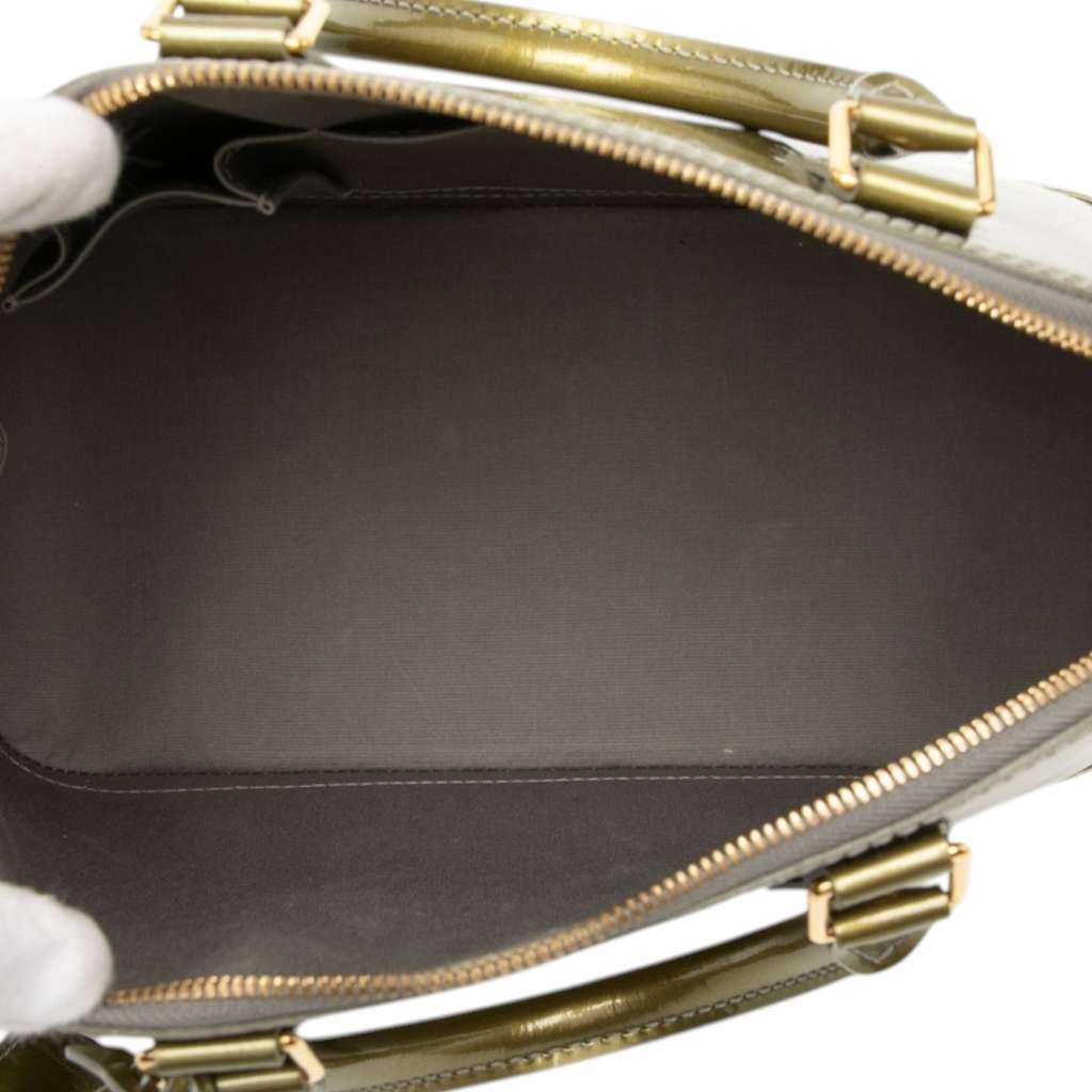 Louis Vuitton Monogram Vernis Alma PM Green Leather Very good condition - Model View