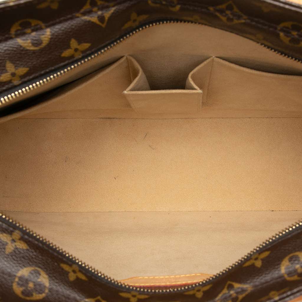 Louis Vuitton Monogram Luco Brown Very good condition - Model View