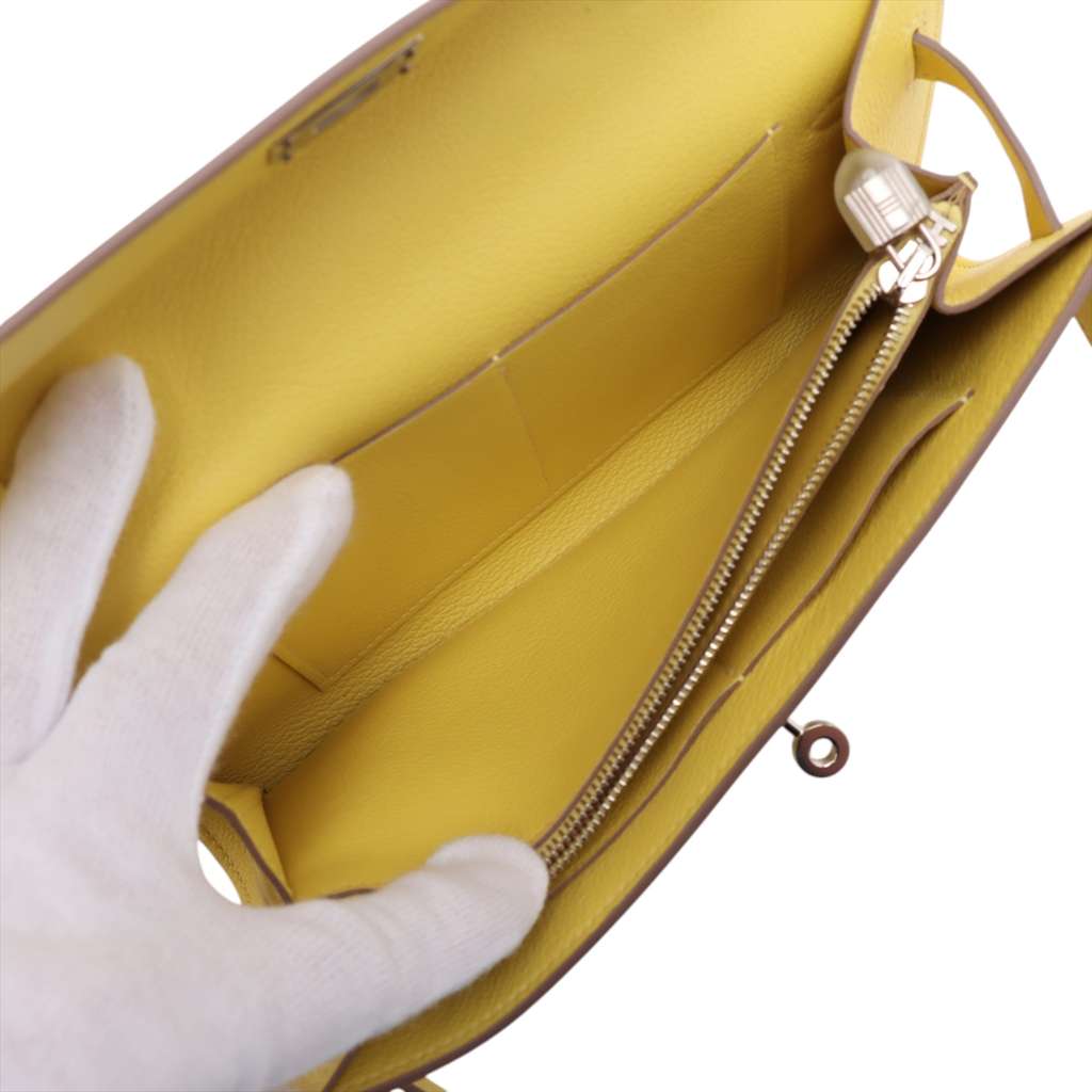 Hermès Evercolor Kelly To Go Wallet Yellow Leather Very good condition - Box View