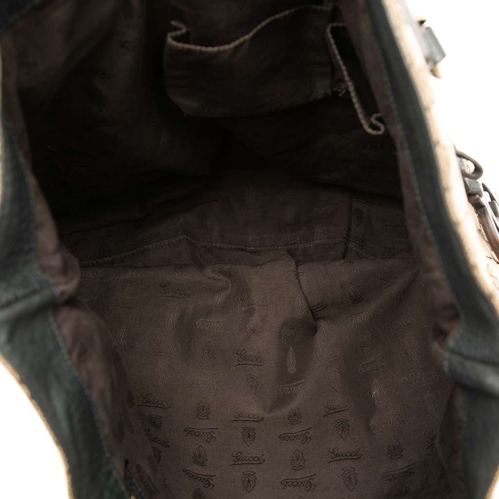 Gucci Large GG Canvas GG Charm Tote Beige Very good condition - Model View