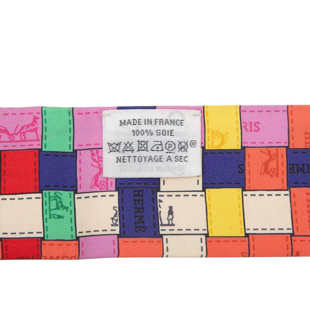 Hermès Bolduc Au Carre Silk Twilly Scarf Blue Silk Very good condition - Model View