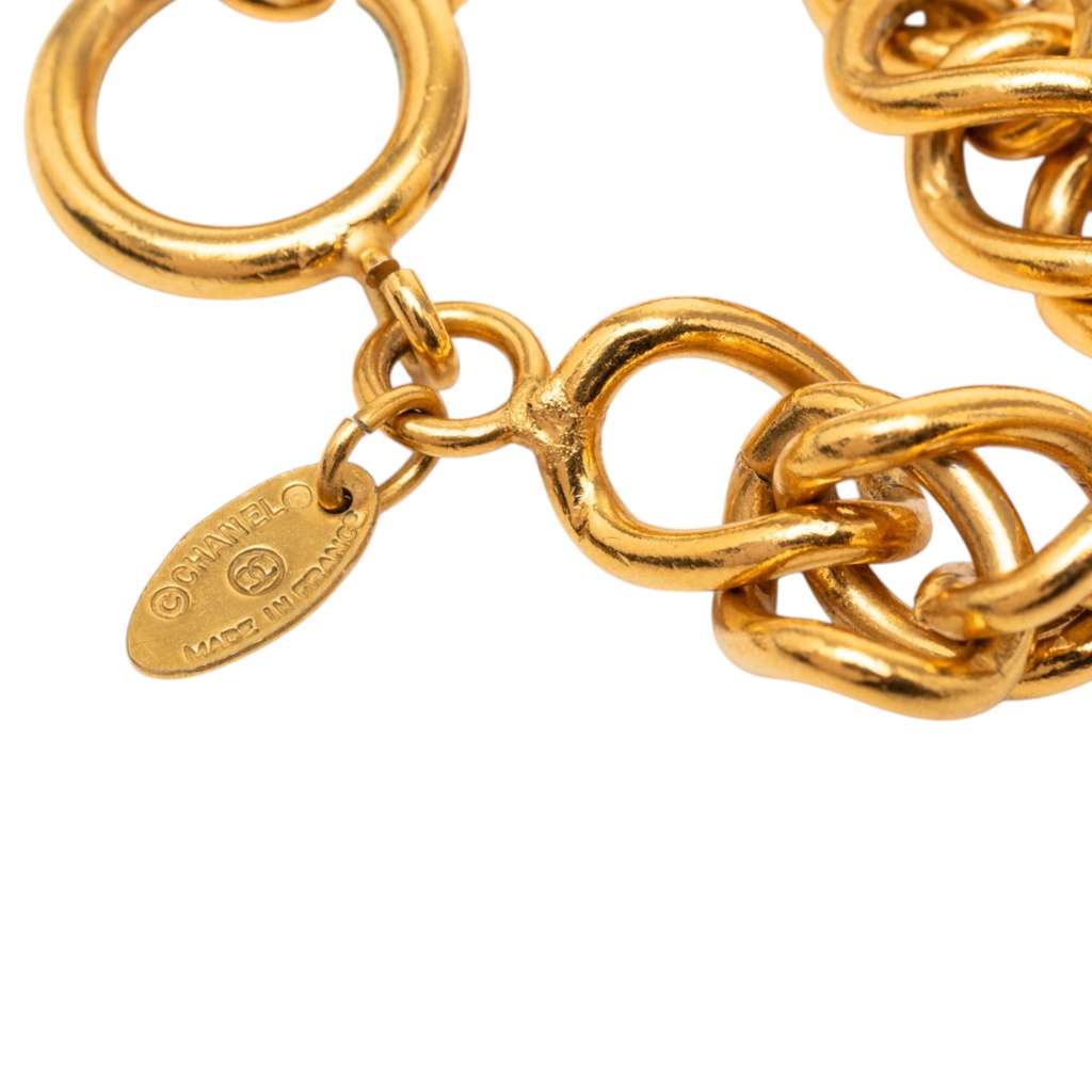 Chanel Gold Plated CC Medallion Choker Gold Metal Very good condition - Box View