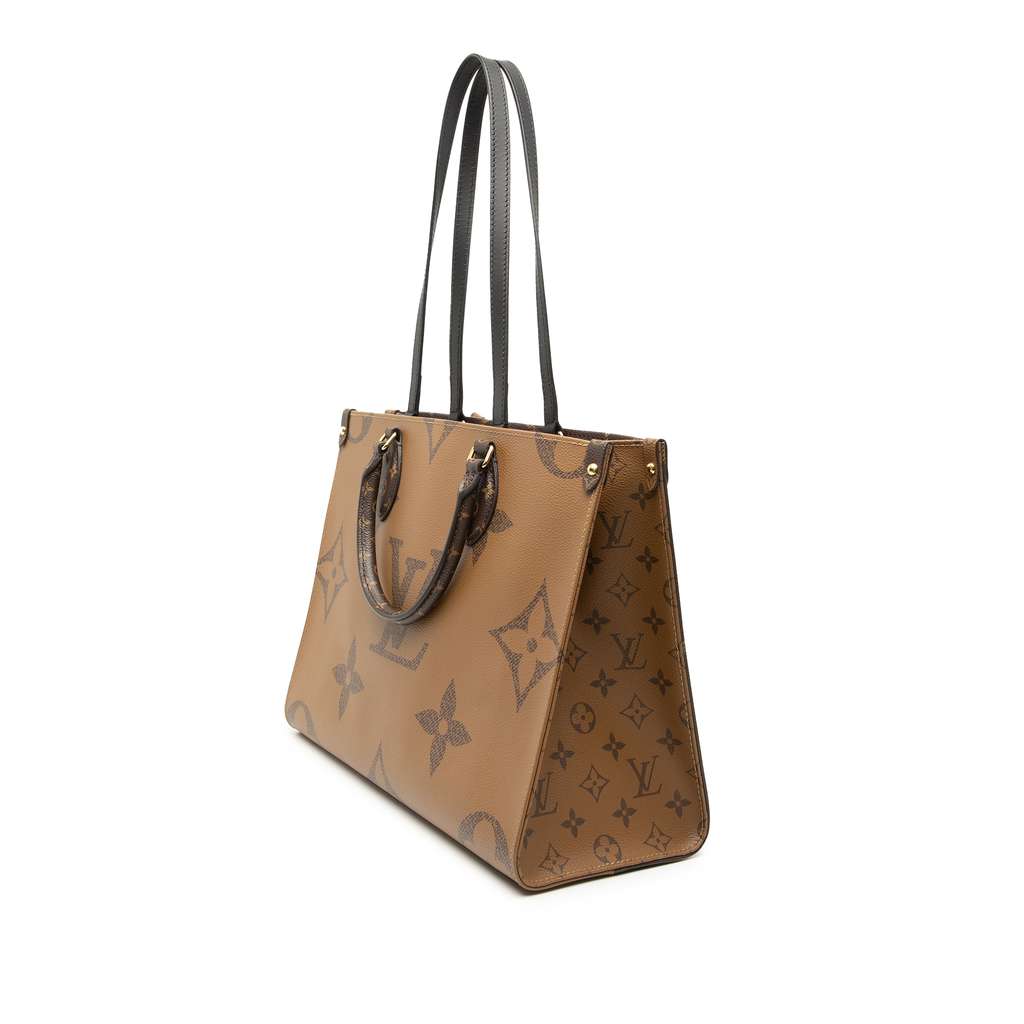 Louis Vuitton Monogram Giant OnTheGo MM Brown Very good condition - Back View