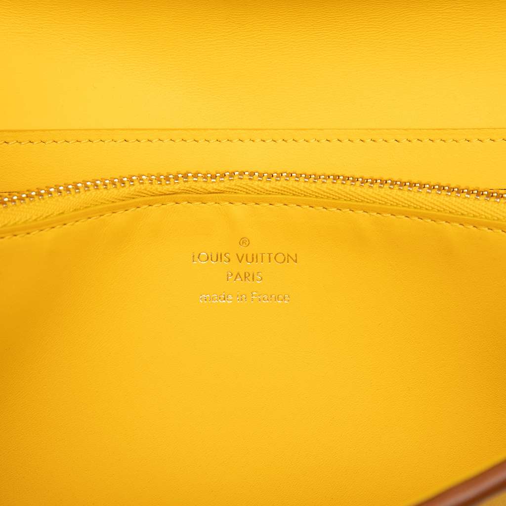 Louis Vuitton Monogram Canvas Portefeuille Capucines Long Wallet Yellow Canvas Very good condition - Box View