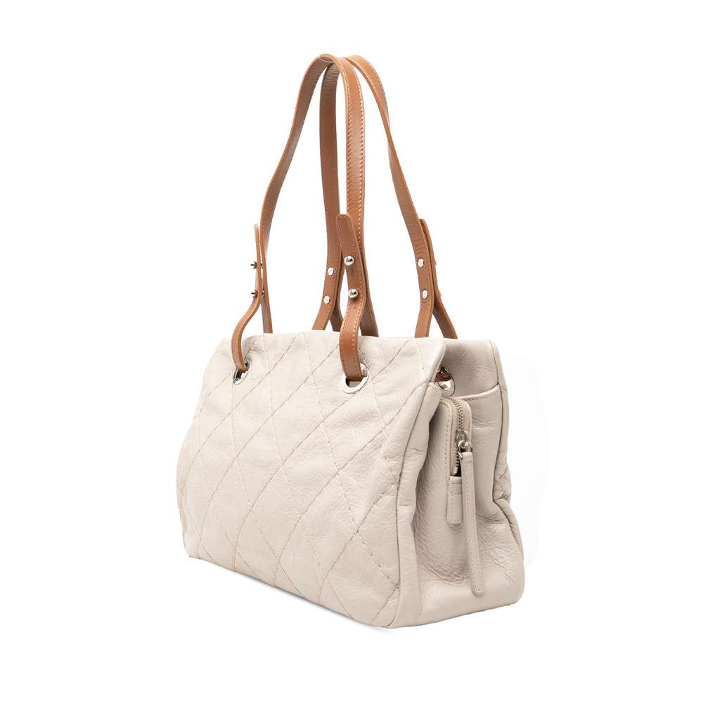 Chanel Glazed Calfskin On the Road Tote White Leather Very good condition - Back View