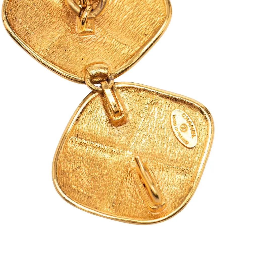 Chanel Gold Plated Quilt Charm Chain Belt Gold Metal Very good - Model View