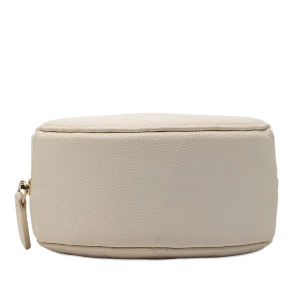 Chanel CC Quilted Caviar Round Clutch With Chain White Leather Very good condition - Inside View