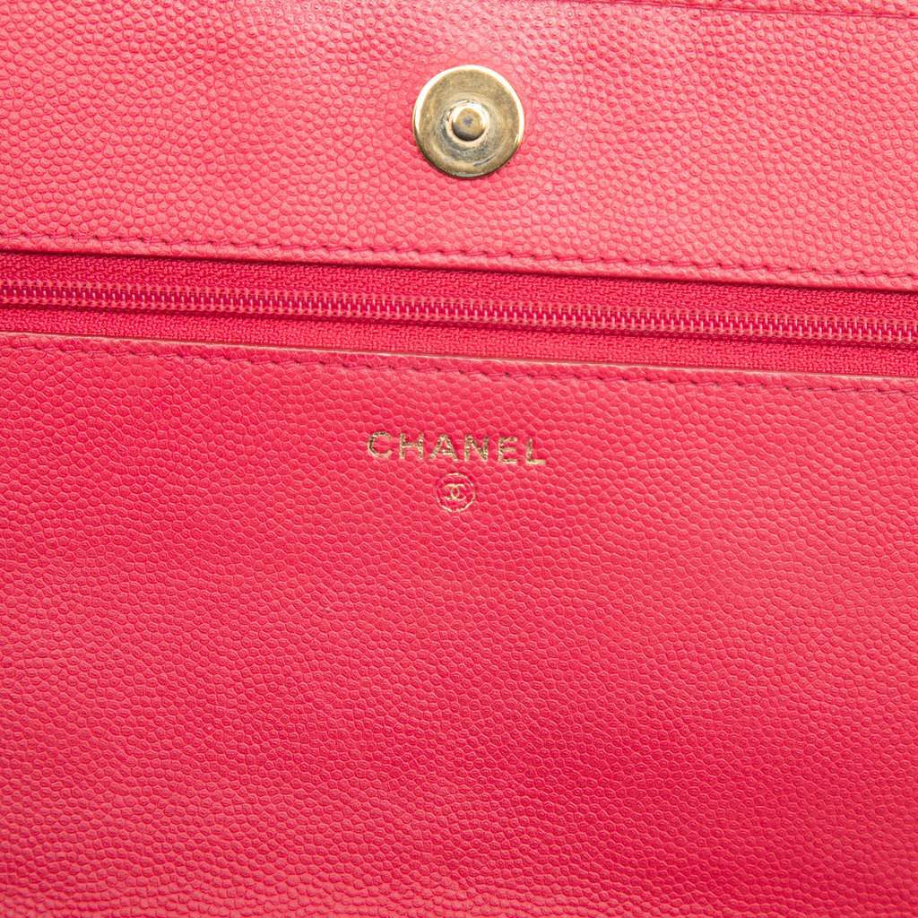 Chanel Quilted Caviar Boy Wallet on Chain Red Leather Very good condition - Box View