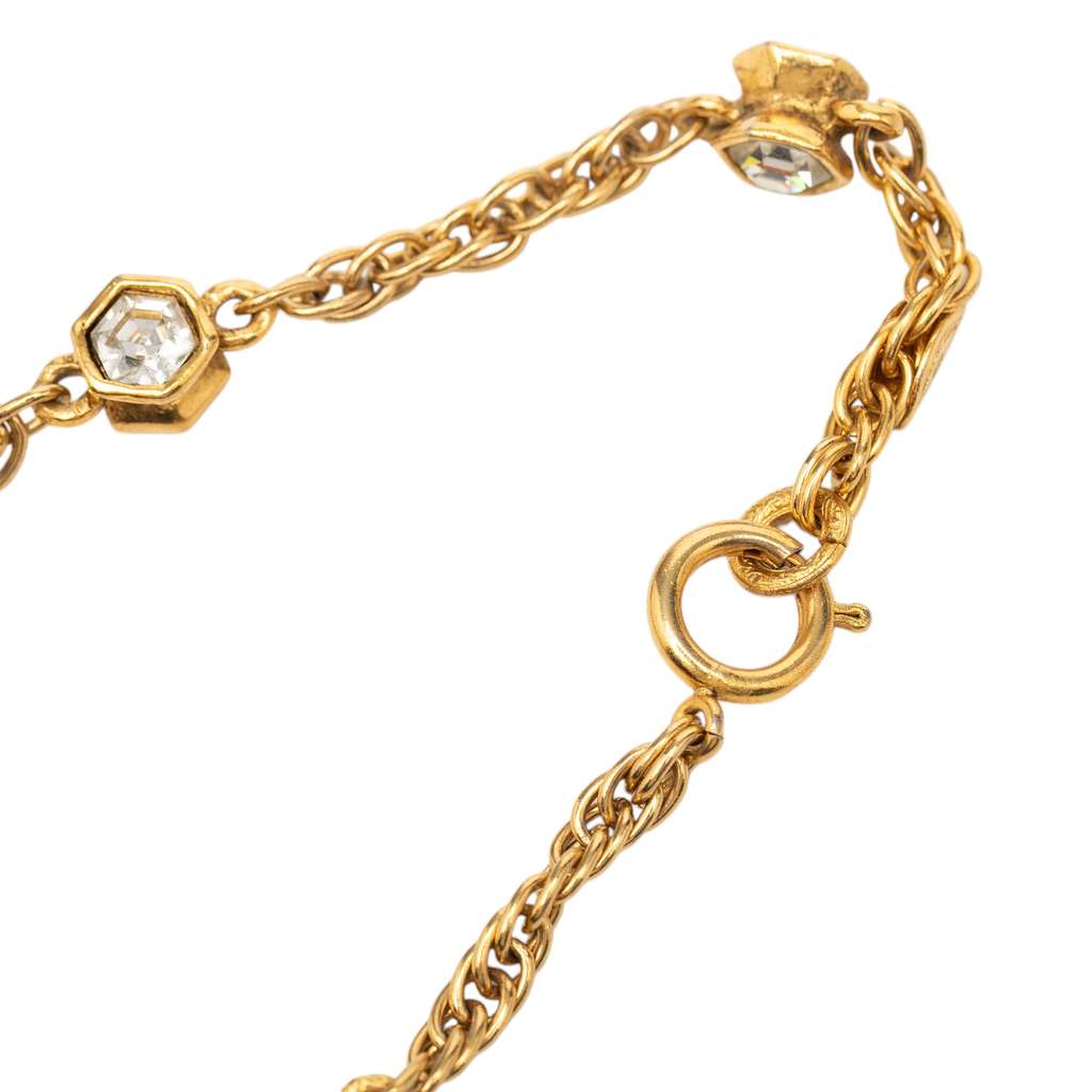 Chanel CC Gold Plated Strass Pendant Necklace Gold Metal Very good condition - Model View