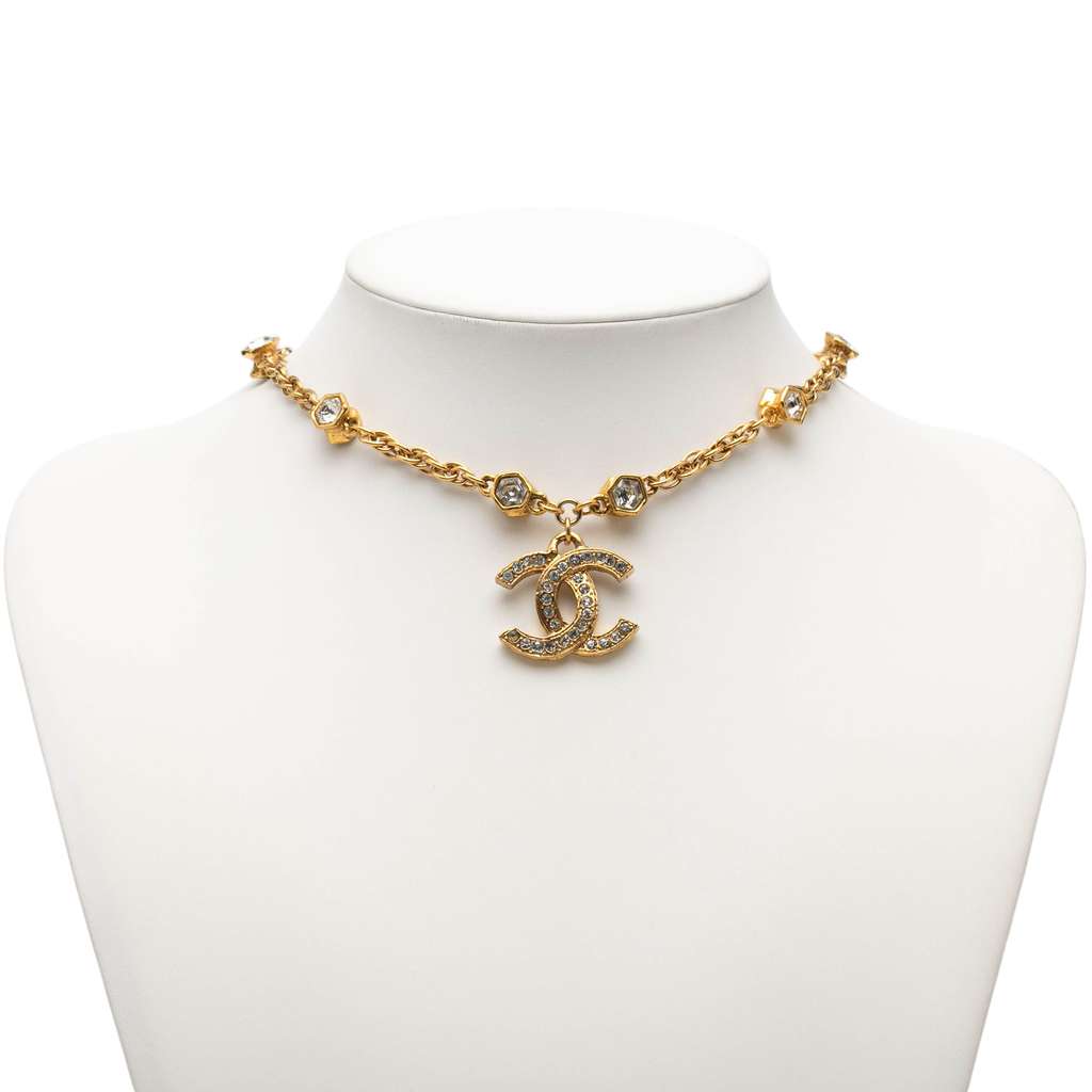 Chanel CC Gold Plated Strass Pendant Necklace Gold Metal Very good condition - Box View