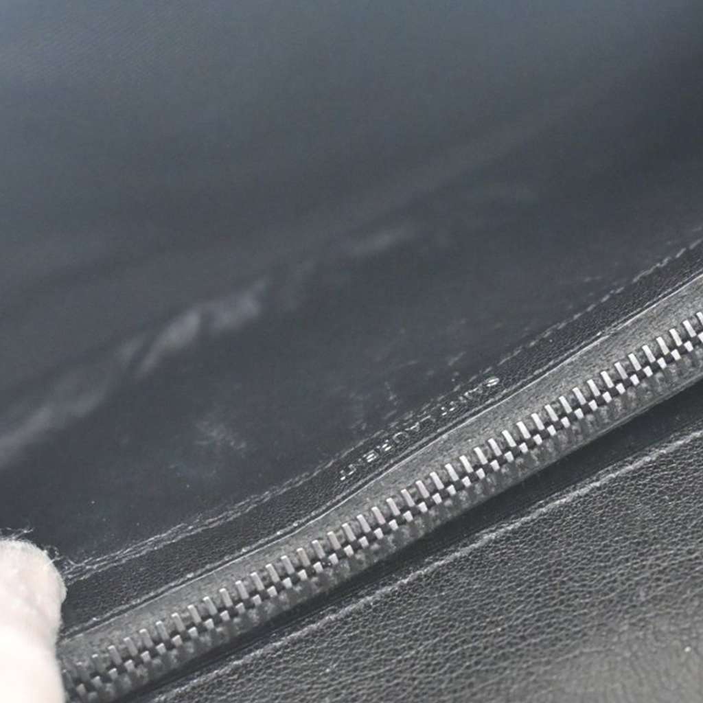 Saint Laurent Medium Chevron Sheepskin  Monogram Monochrome College Bag Black Leather Very good condition - Model View