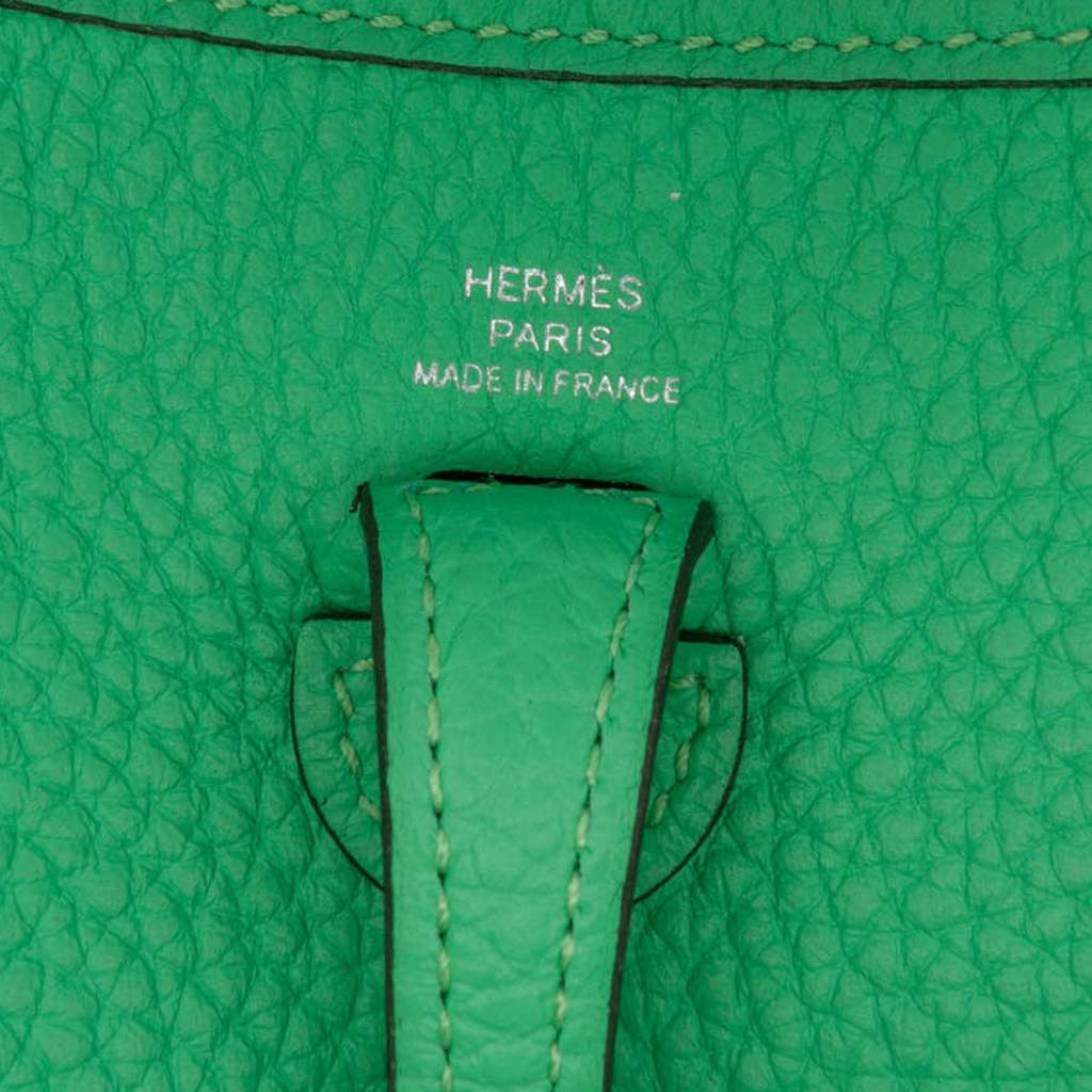 Hermès Clemence Evelyne TPM Green Leather Very good condition - Box View