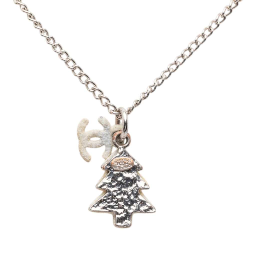 Chanel Silver Plated CC Christmas Tree Pendant Necklace Silver Metal Very good condition - Inside View