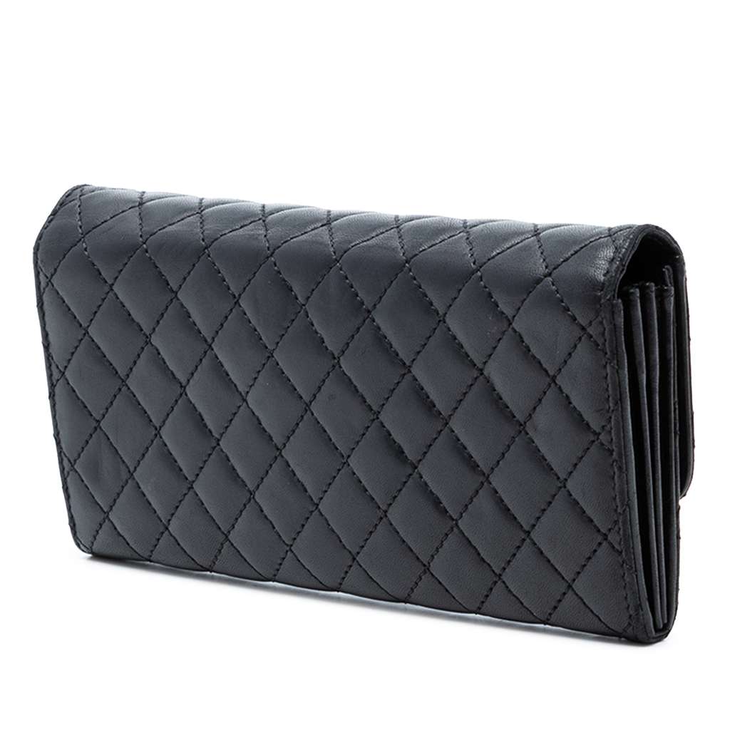 Chanel CC Quilted Lambskin East West Wallet on Chain Black Leather Very good condition - Back View