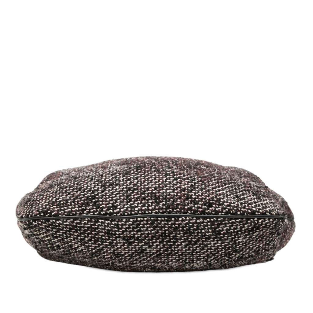 Chanel Lambskin and Tweed Coco Pleats Hobo Black Leather Very good condition - Inside View