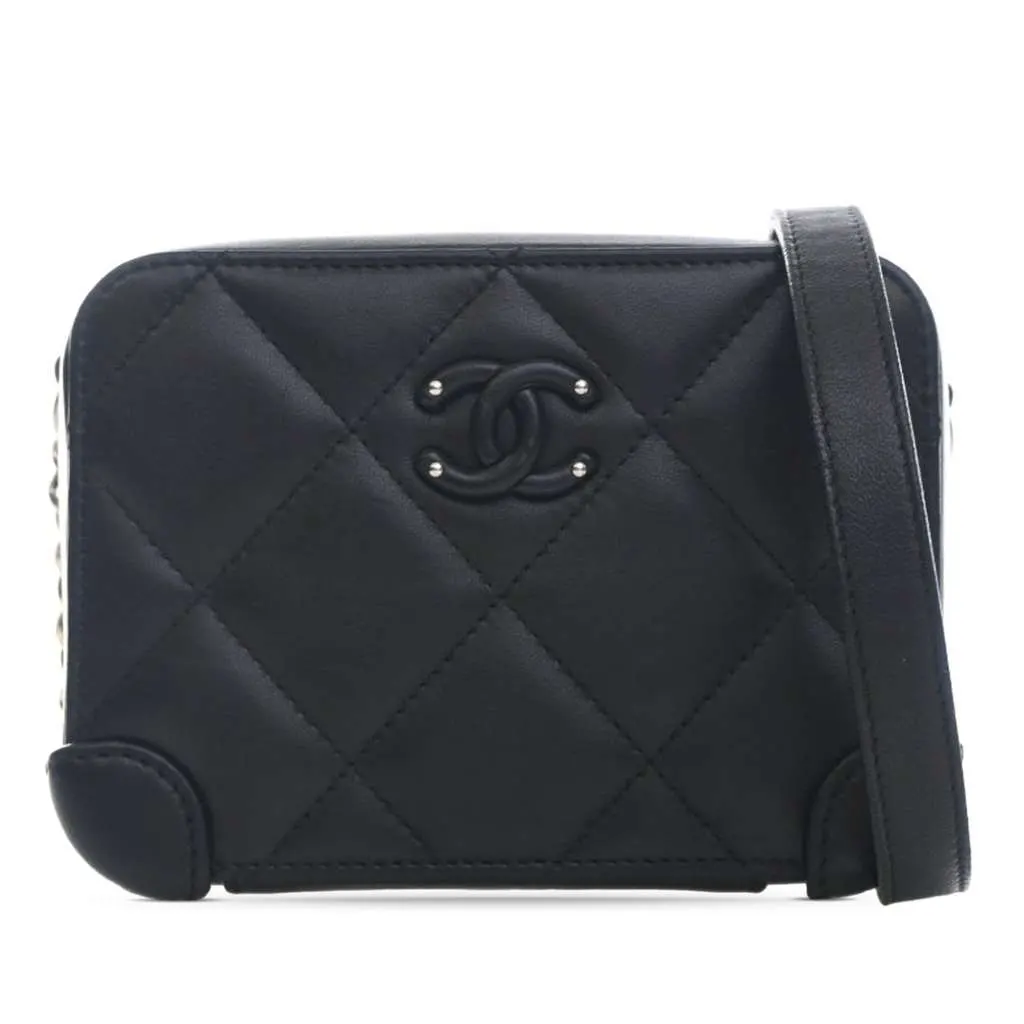 Chanel Mini Quilted Lambskin Covered CC Camera Bag Black Leather Very good - Front View