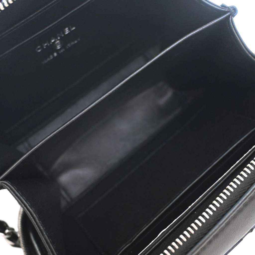 Chanel Mini Quilted Lambskin Covered CC Camera Bag Black Leather Very good condition - Model View