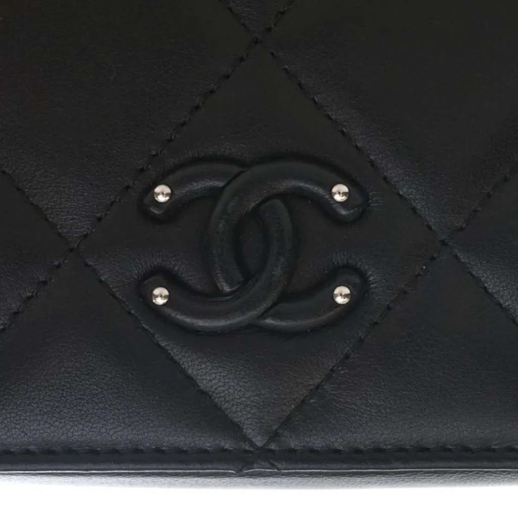 Chanel Mini Quilted Lambskin Covered CC Camera Bag Black Leather Very good - Box View