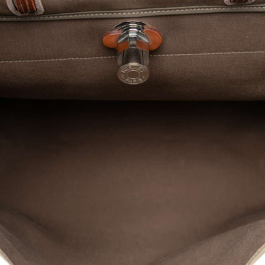 Hermès Toile Herbag Zip 39 Brown Canvas Very good condition - Model View