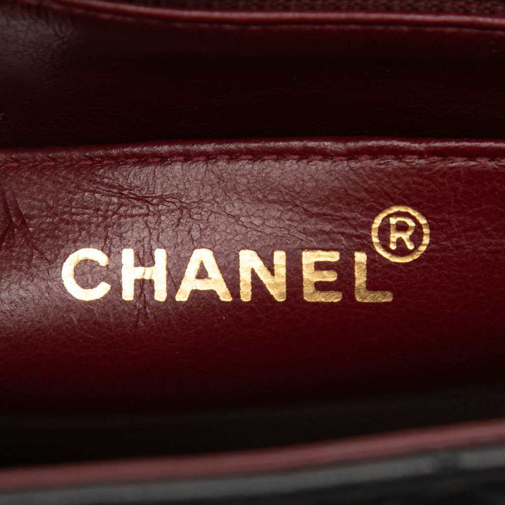 Chanel CC Quilted Lambskin Flap Crossbody Black Leather Very good condition - Box View