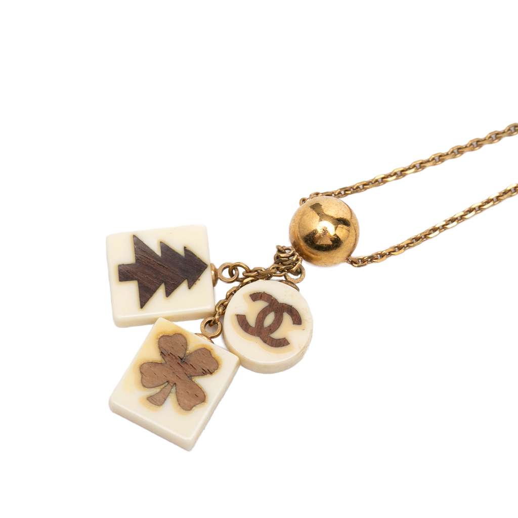 Chanel Gold Plated Resin CC Tree Clover Charms Pendant Necklace Gold Metal Very good condition - Inside View