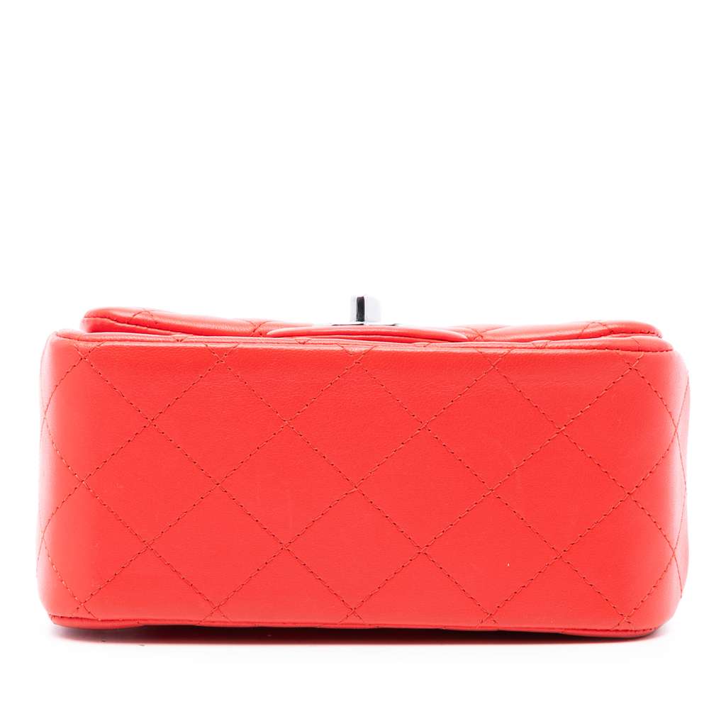 Chanel Mini Square Classic Lambskin Single Flap Red Leather Very good condition - Inside View