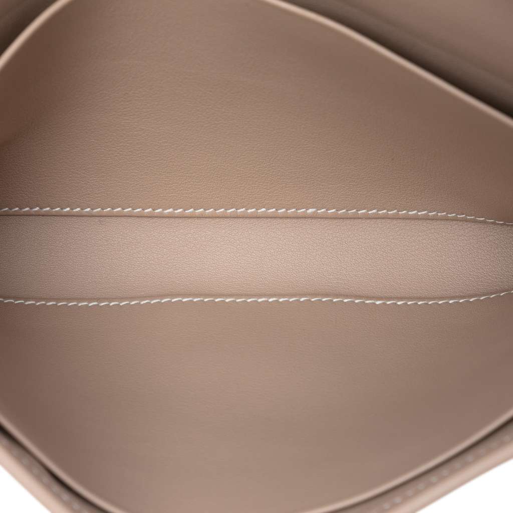 Hermès Swift Jige Duo Wallet Pink Leather Very good condition - Model View