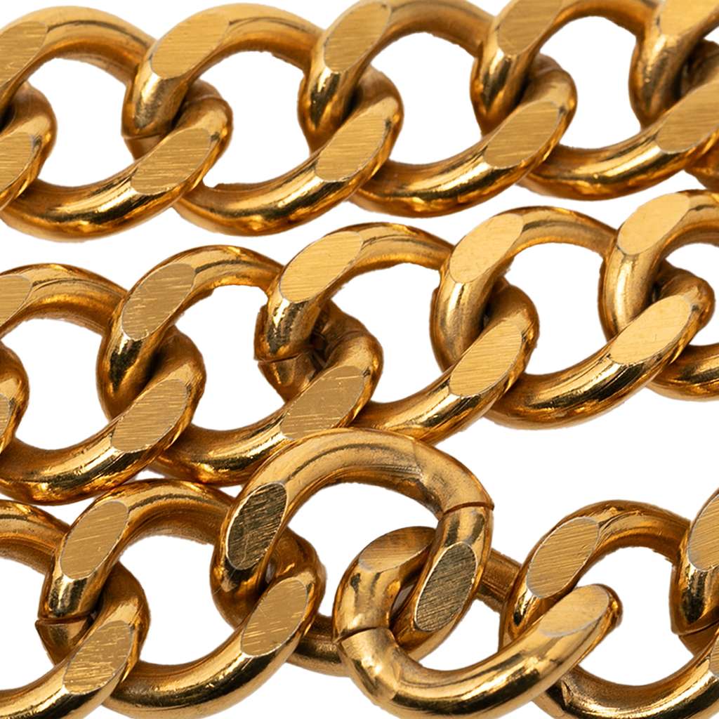 Chanel CC Gold Plated 31 Rue Cambon Medallion Chain Belt Gold Metal Very good condition - Box View