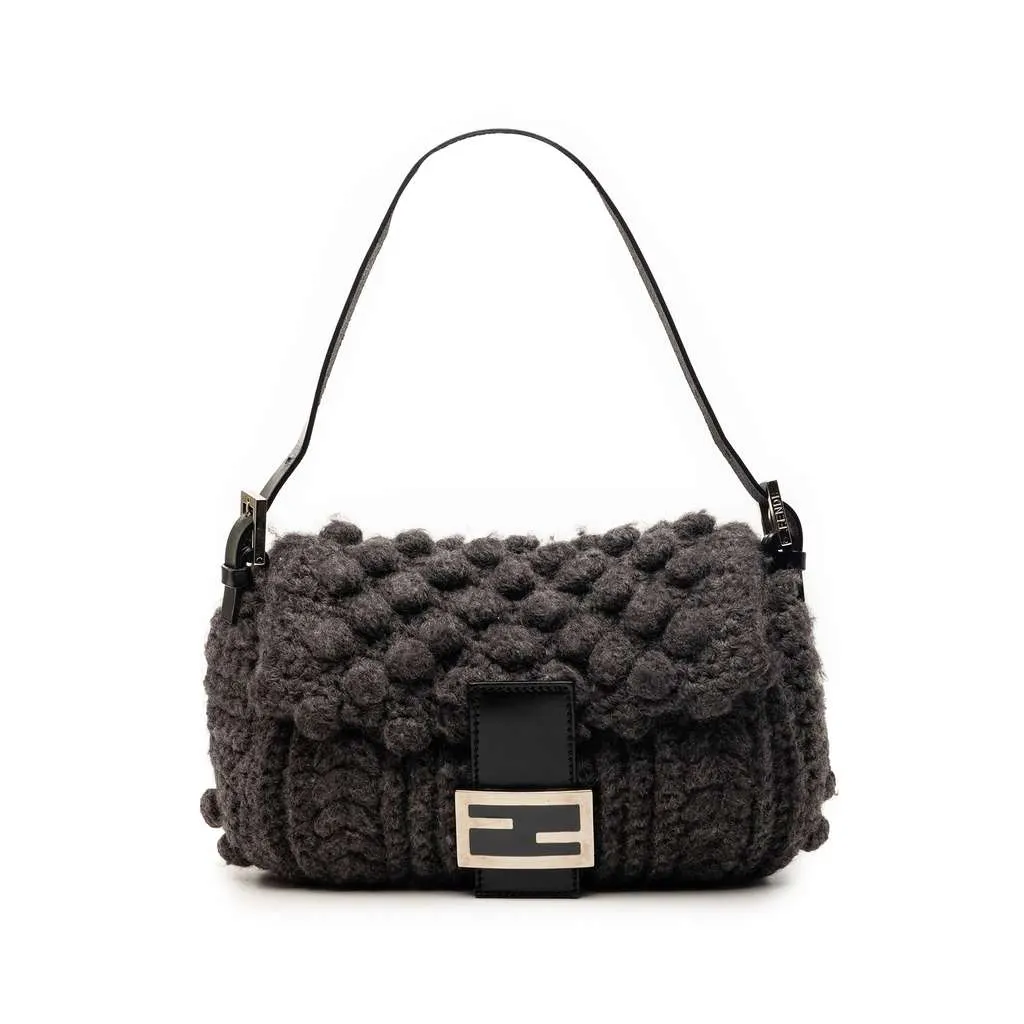 Fendi Knit Wool Mamma Baguette Grey Wool Very good - Front View