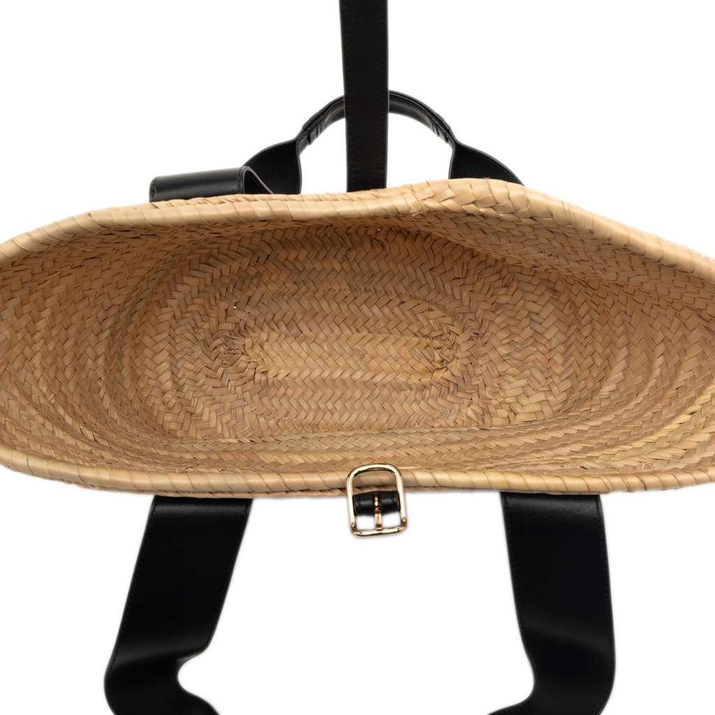 Chloé Medium Raffia and Smooth Calfskin Sense Basket Tote Beige Never worn - Model View