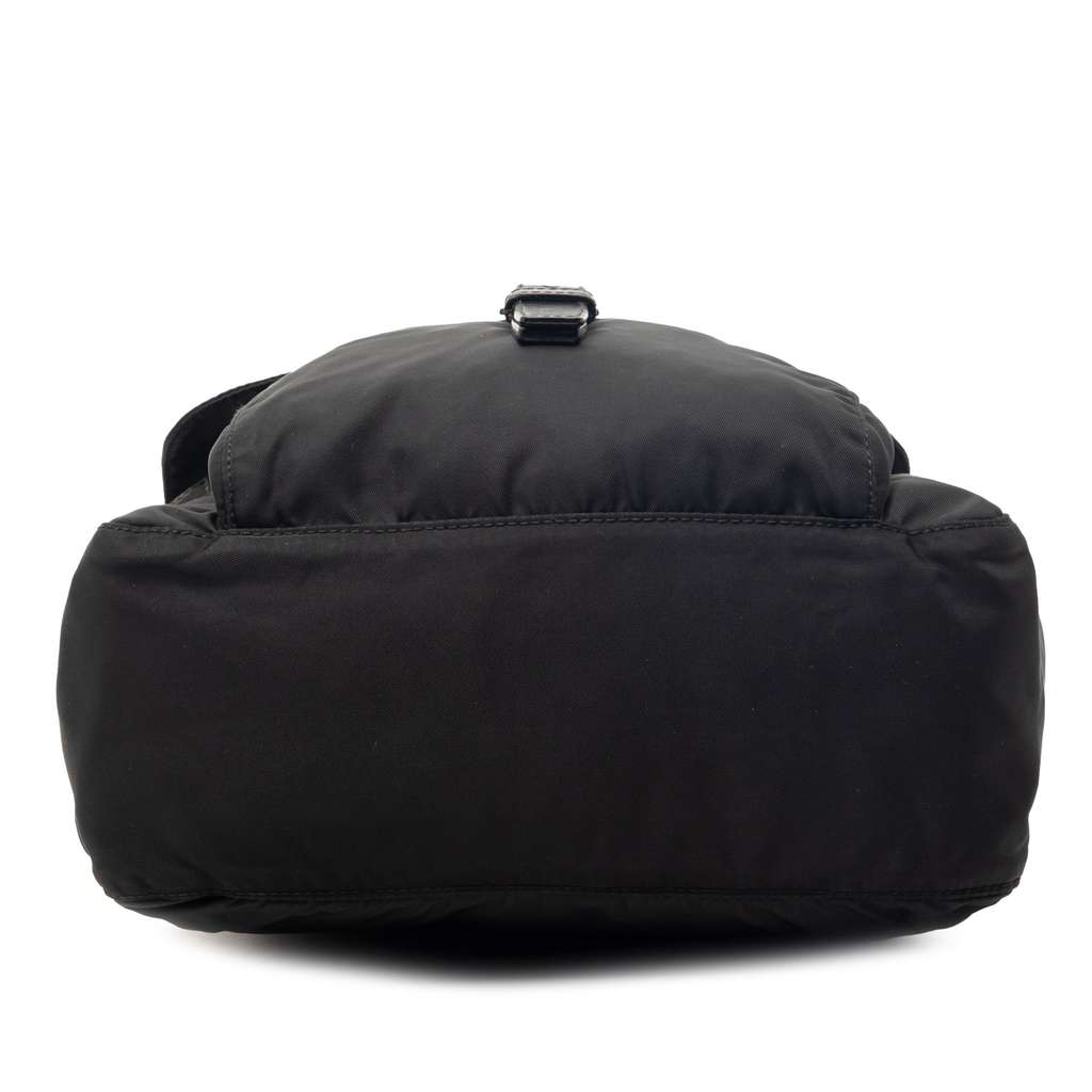 Prada Tessuto Zip Buckle Messenger Bag Black Never worn - Inside View