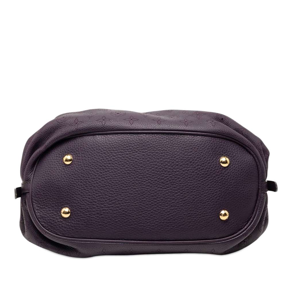 Louis Vuitton Monogram Mahina L Purple Leather Never worn - Inside View