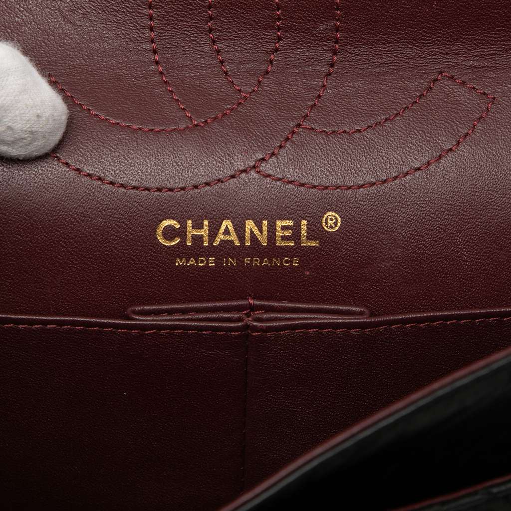 Chanel Quilted Aged Calfskin Reissue 2.55 Double Flap 226 Black Leather Very good condition - Box View