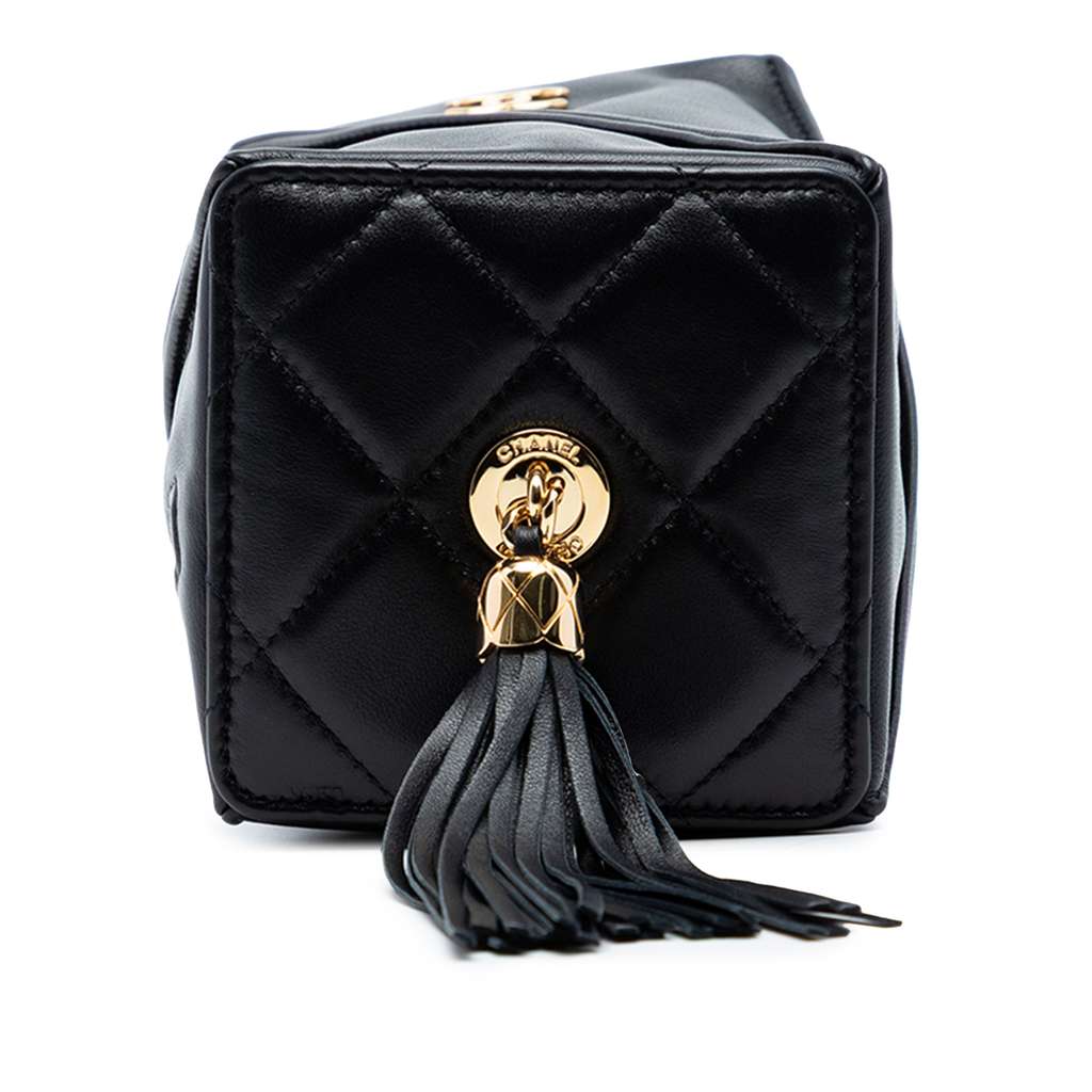 Chanel Metiers d'Art CC Lambskin Tassel Rectangle Clutch with Chain Black Leather Very good condition - Inside View