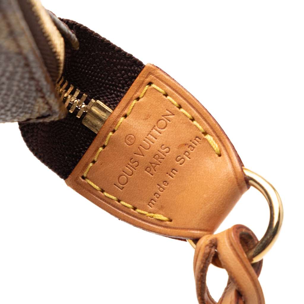 Louis Vuitton Monogram Pochette Accessoires Brown Very good condition - Box View