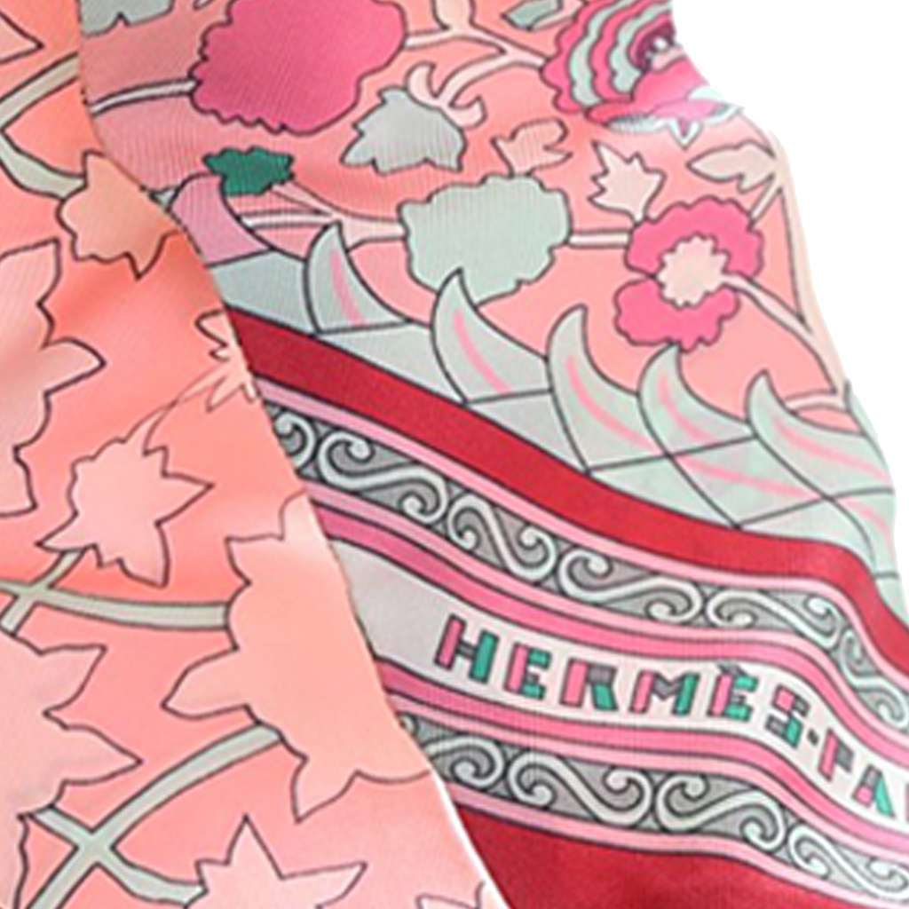 Hermès Tapis Persans Silk Twilly Scarf Pink Silk Very good condition - Back View