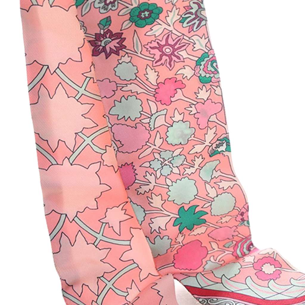 Hermès Tapis Persans Silk Twilly Scarf Pink Silk Very good condition - Model View