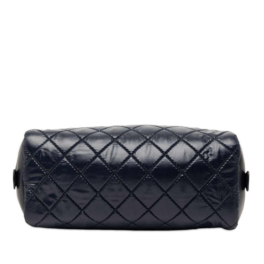 Chanel Quilted Nylon Coco Cocoon Pouch Blue Never worn - Inside View