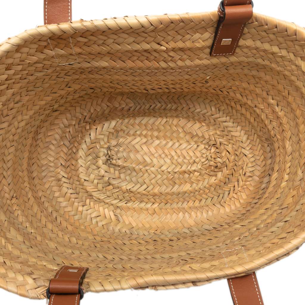 Loewe Large Raffia Anagram Basket Tote Beige Never worn - Model View