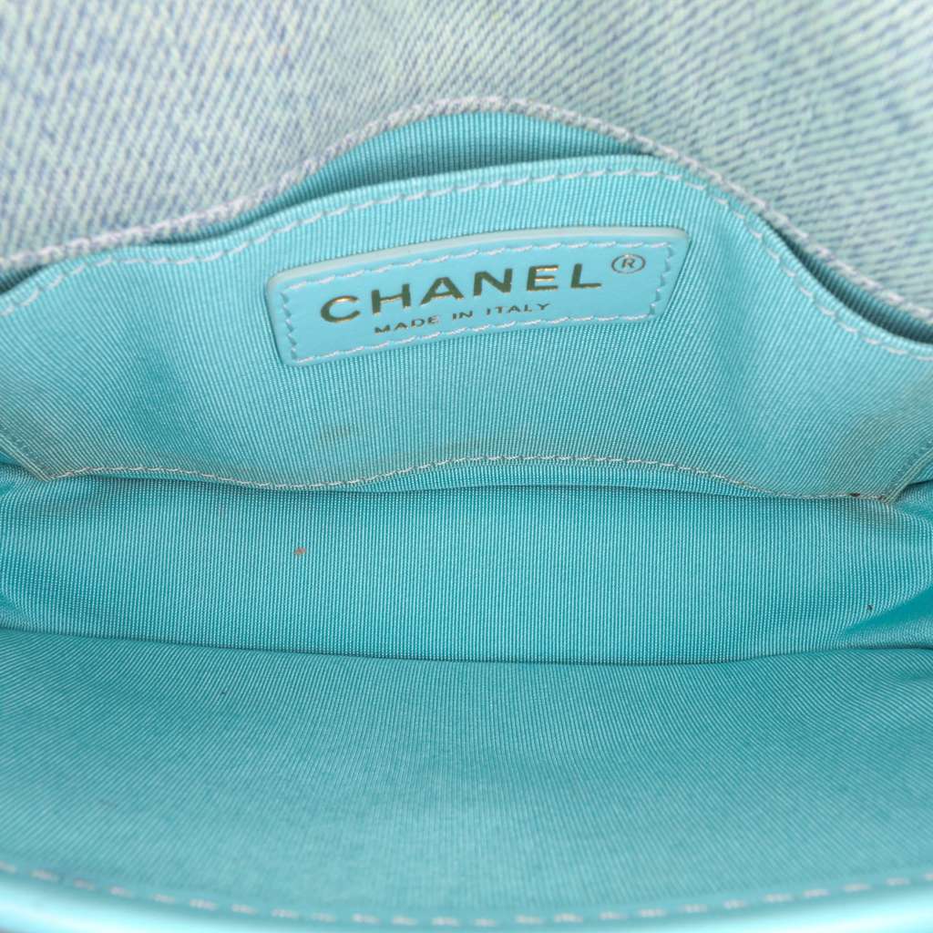 Chanel Mini CC Quilted Denim Messenger Flap Blue Denim Never worn - Model View