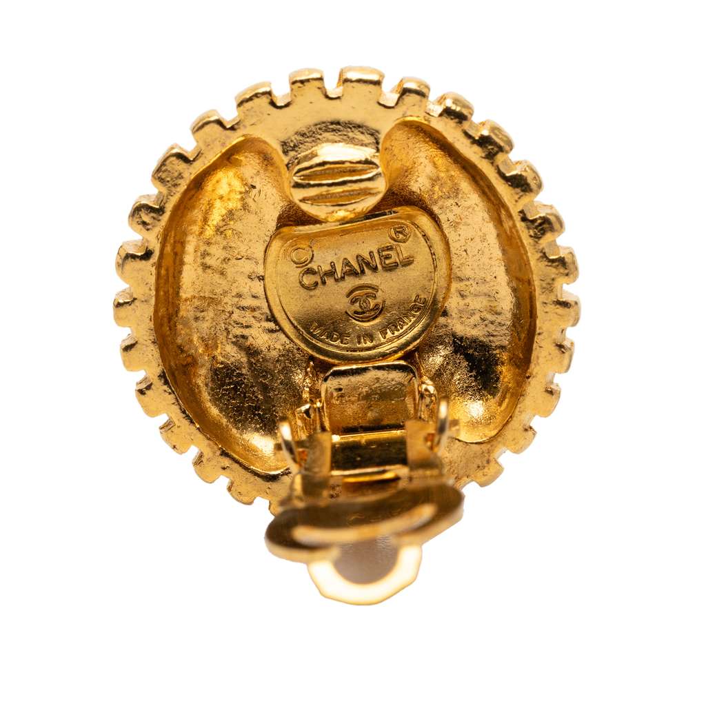 Chanel Gold Plated CC Round Clip On Earrings Gold Metal Never worn - Inside View