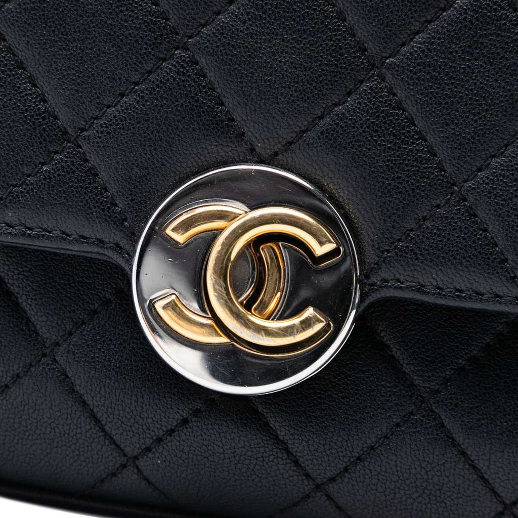 Chanel Quilted Lambskin Turn and Lock Flap Black Leather Very good condition - Box View