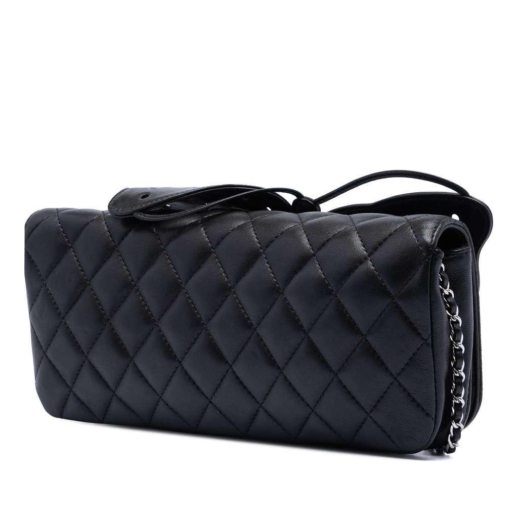 Chanel Quilted Lambskin Butterfly Clutch With Chain Black Leather Very good condition - Back View