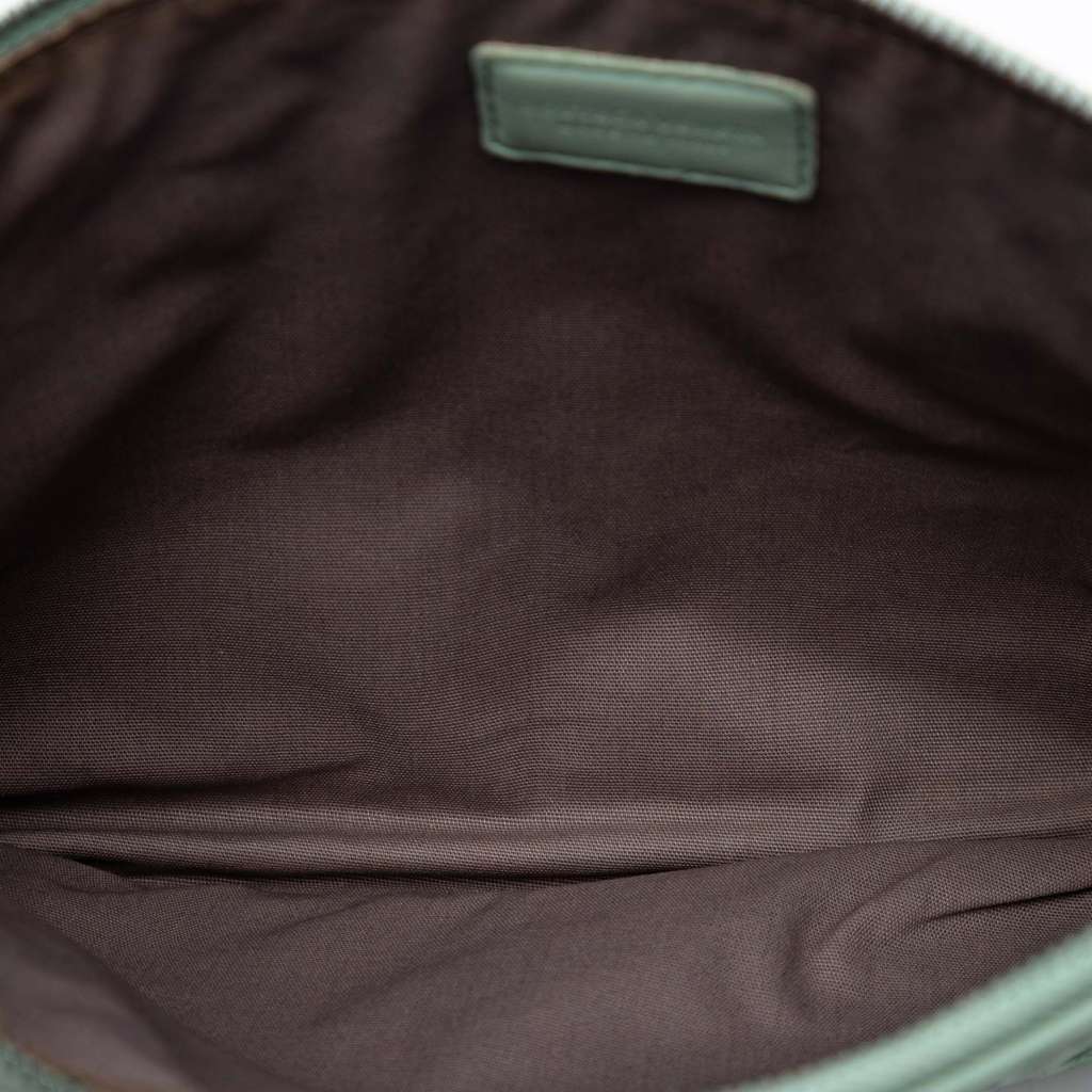 Bottega Veneta Nappa Intrecciato Clutch Green Leather Very good condition - Model View