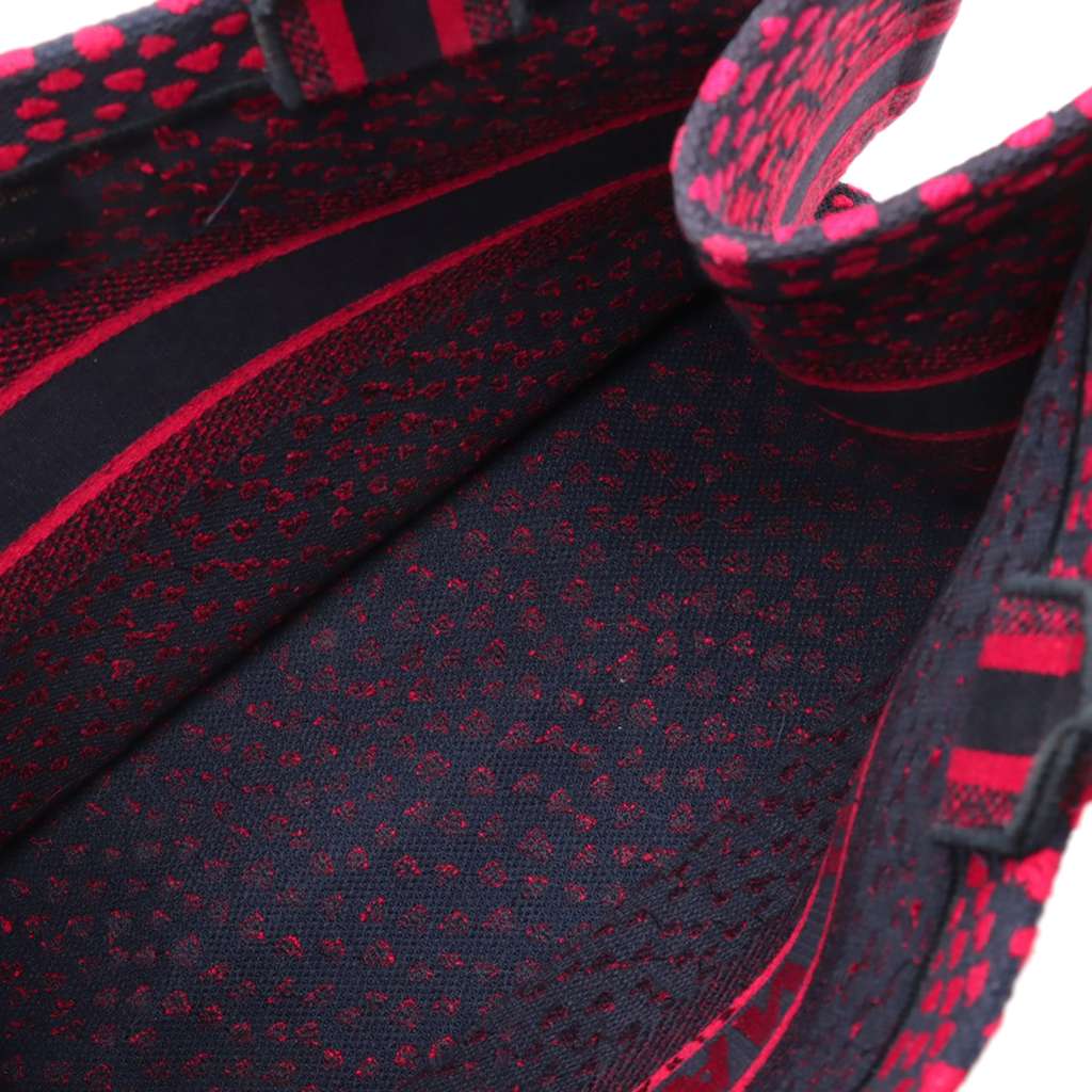 Dior Medium Canvas Pop Hearts I Love Paris Book Tote Red Canvas Very good condition - Inside View